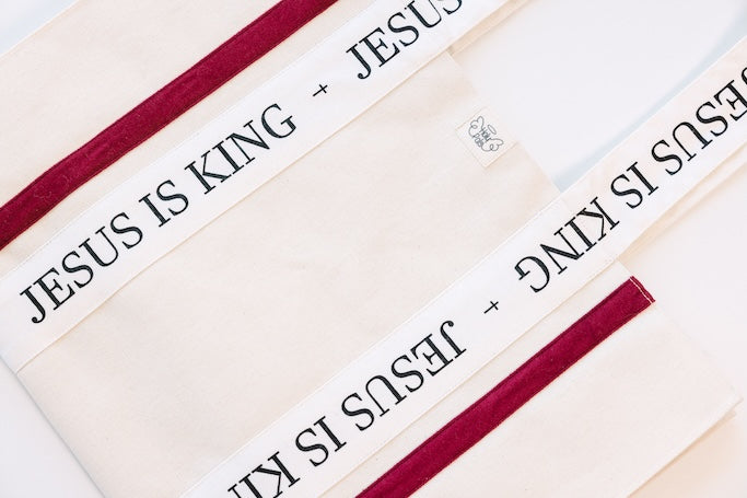 Jesus is King Christmas Tote