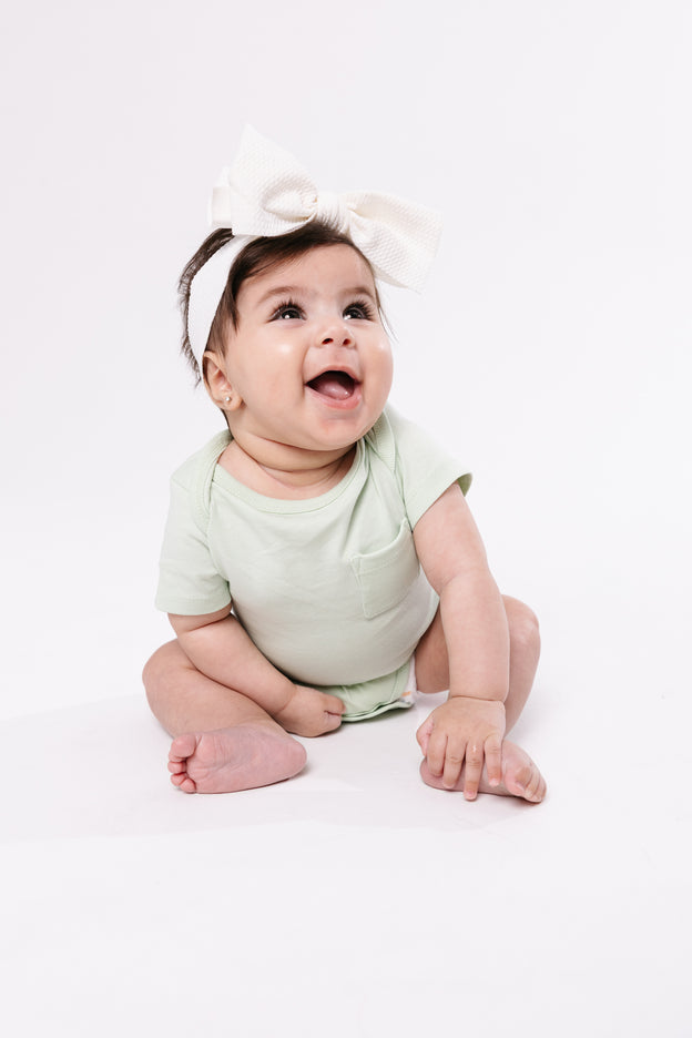 Baby Pistachio Prayer Pocket Bodysuit | Short Sleeve