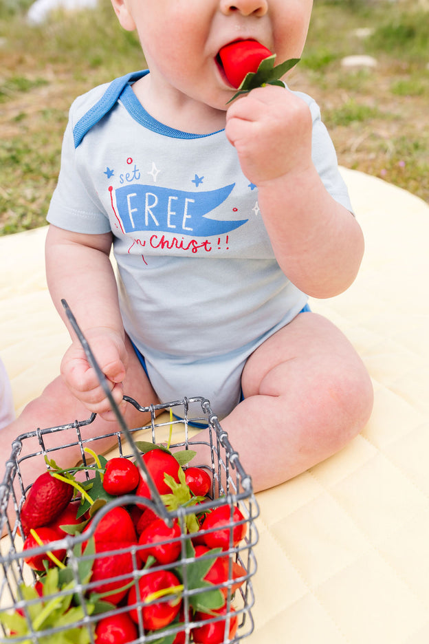 Baby Set Free in Christ Bodysuit Cotton | Short Sleeve