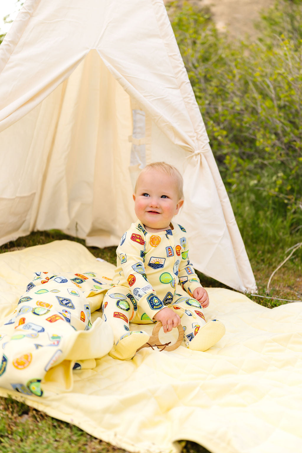 Be the Light Badges Blanket Cotton