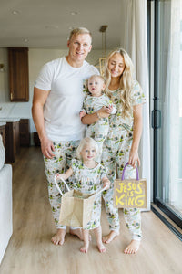 He is Risen Women's PJ Short Sleeve Jogger Set